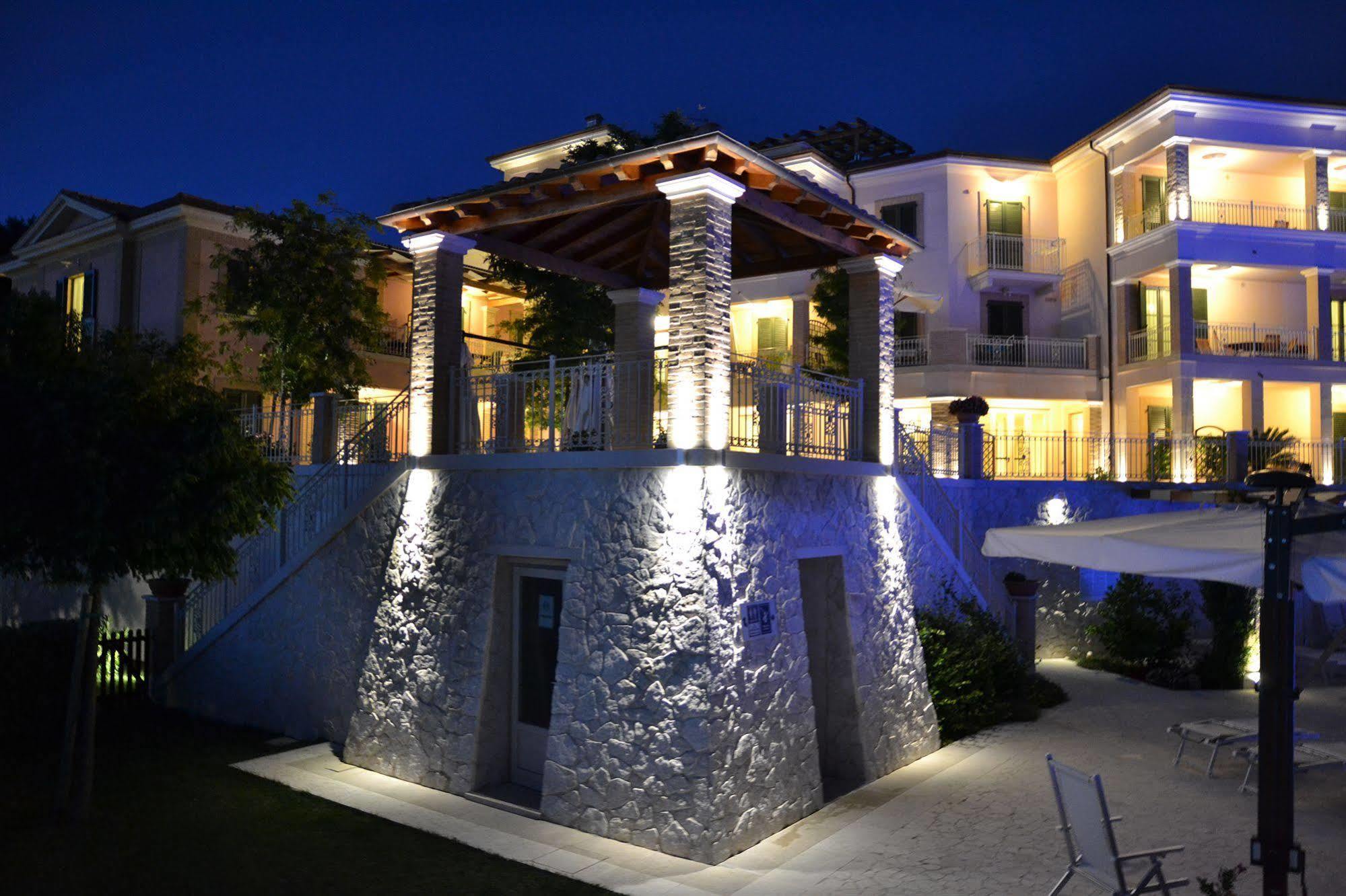 Incantea Resort Tortoreto Εξωτερικό φωτογραφία