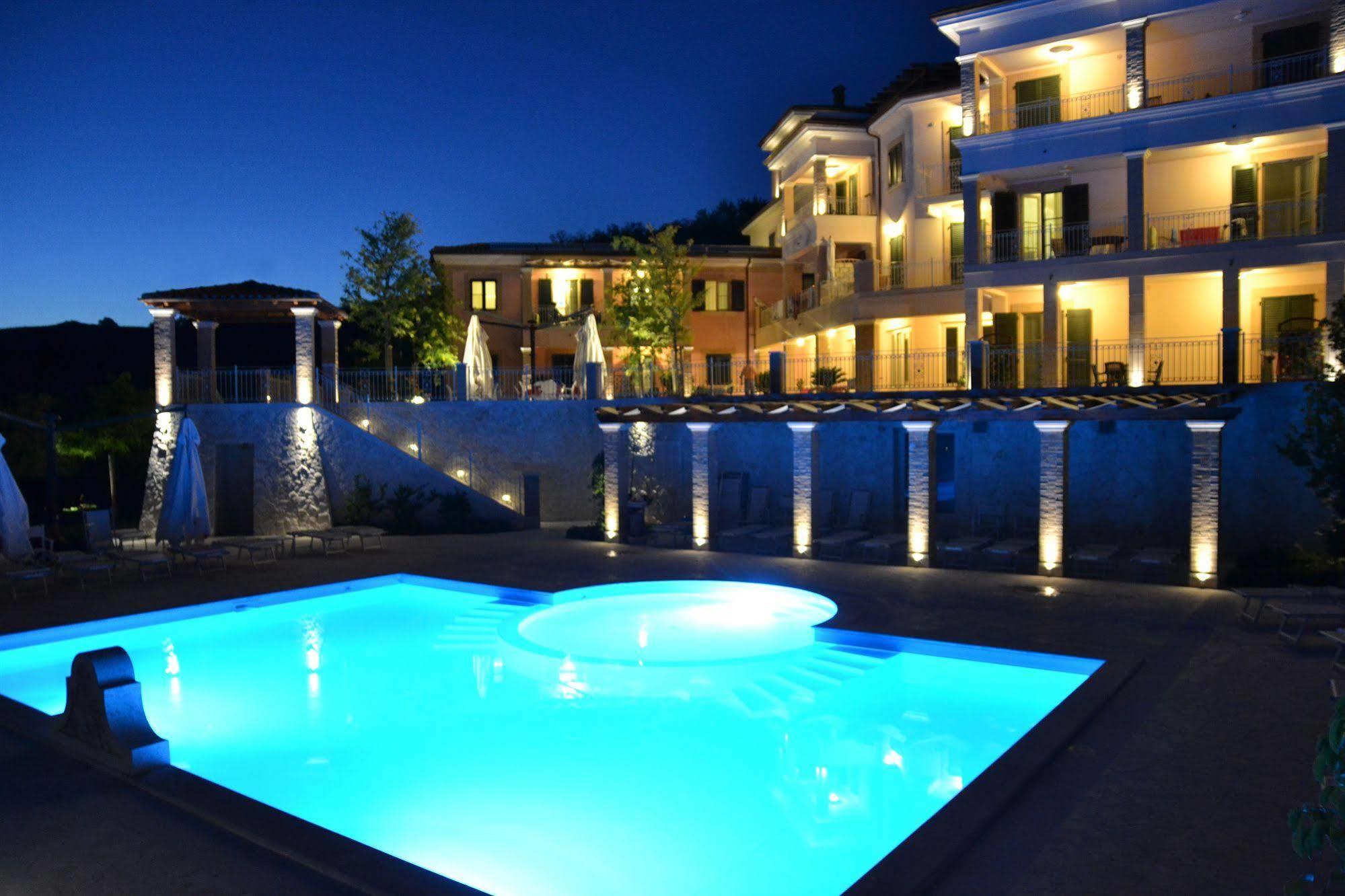 Incantea Resort Tortoreto Εξωτερικό φωτογραφία
